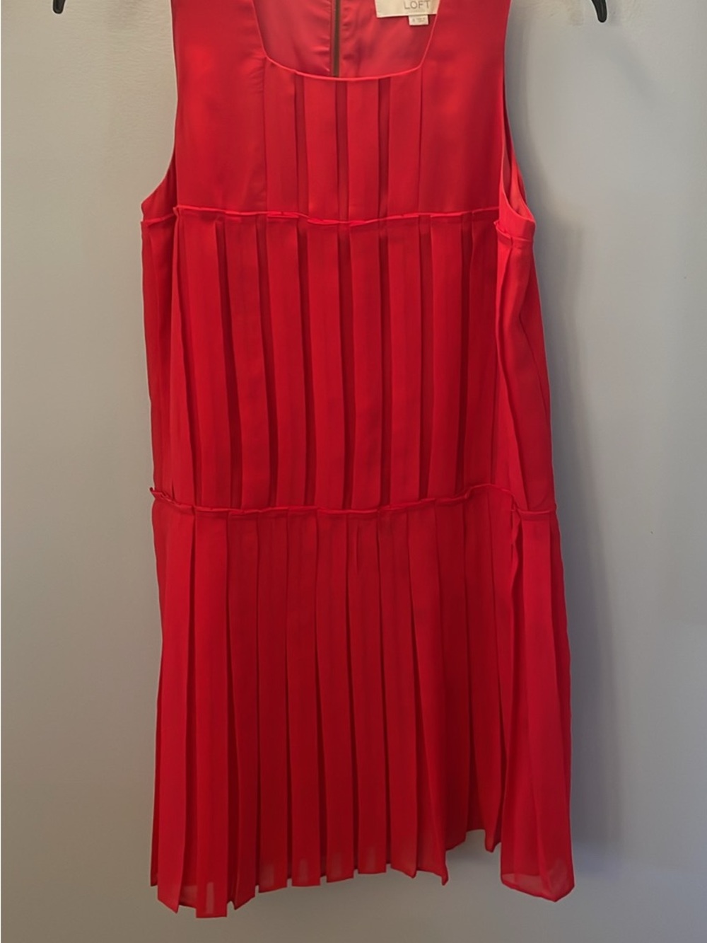 LOFT Red Pleated Sleeveless Dress - Size 0